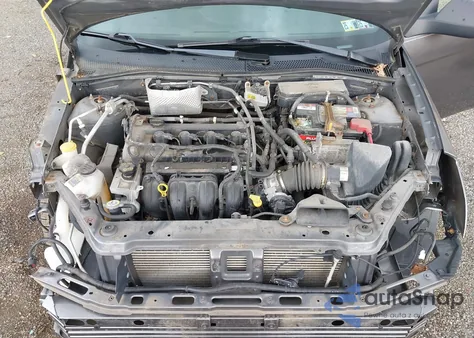 2011 Ford Focus Se z USA, uszkodzony, nr VIN 1FAHP3FN8BW121772